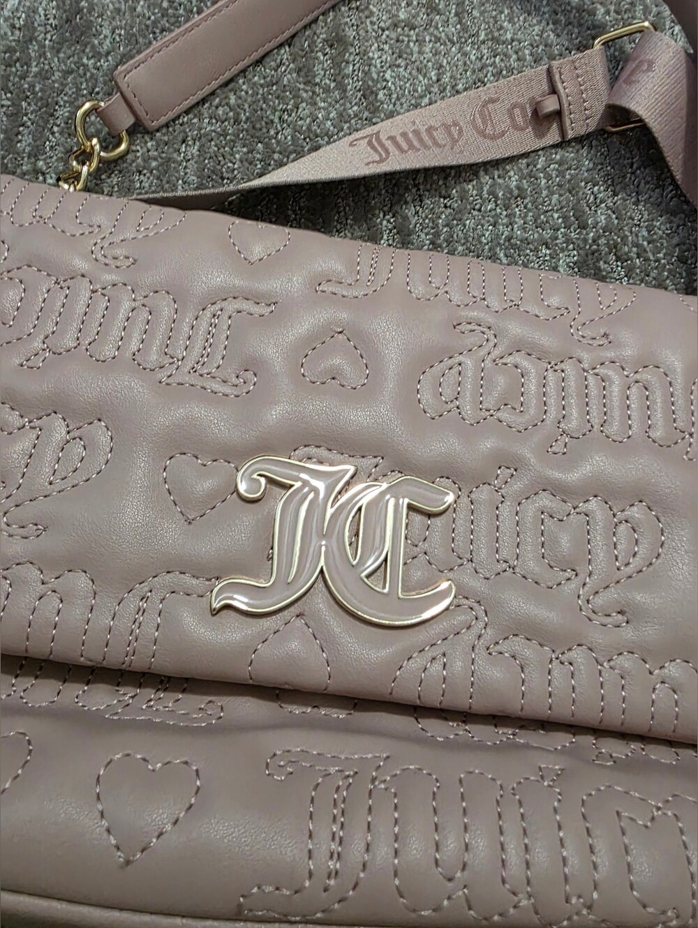 Pink Juicy Couture League Crossbody Bag Embossed Hearts Coquette Y2K Soft Girl - Picture 2 of 14